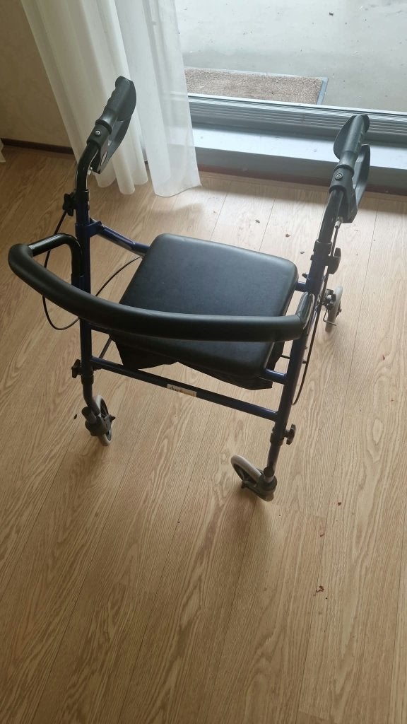 Rollator, Ophalen, Lichtgewicht, Zo goed als nieuw