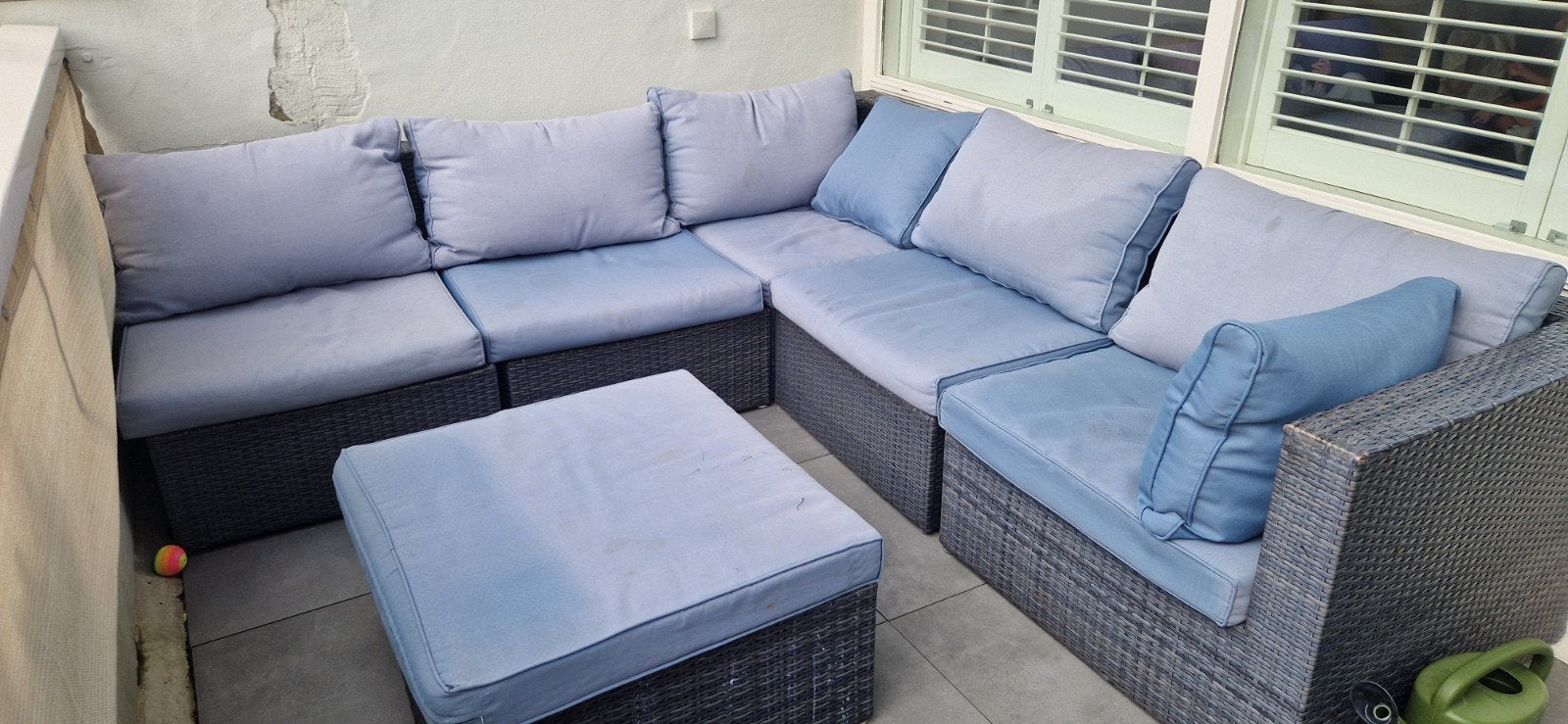 Loungeset in goede staat, kussens vertonen verkleuring, Tuin en Terras, Ophalen, Gebruikt, Bank, 6 zitplaatsen