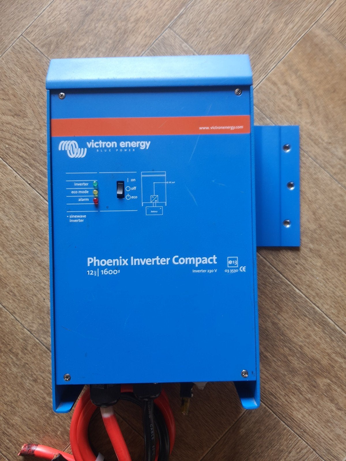 Victron Energy Phoenix Inverter Compact 12|1600, Ophalen of Verzenden, Gebruikt