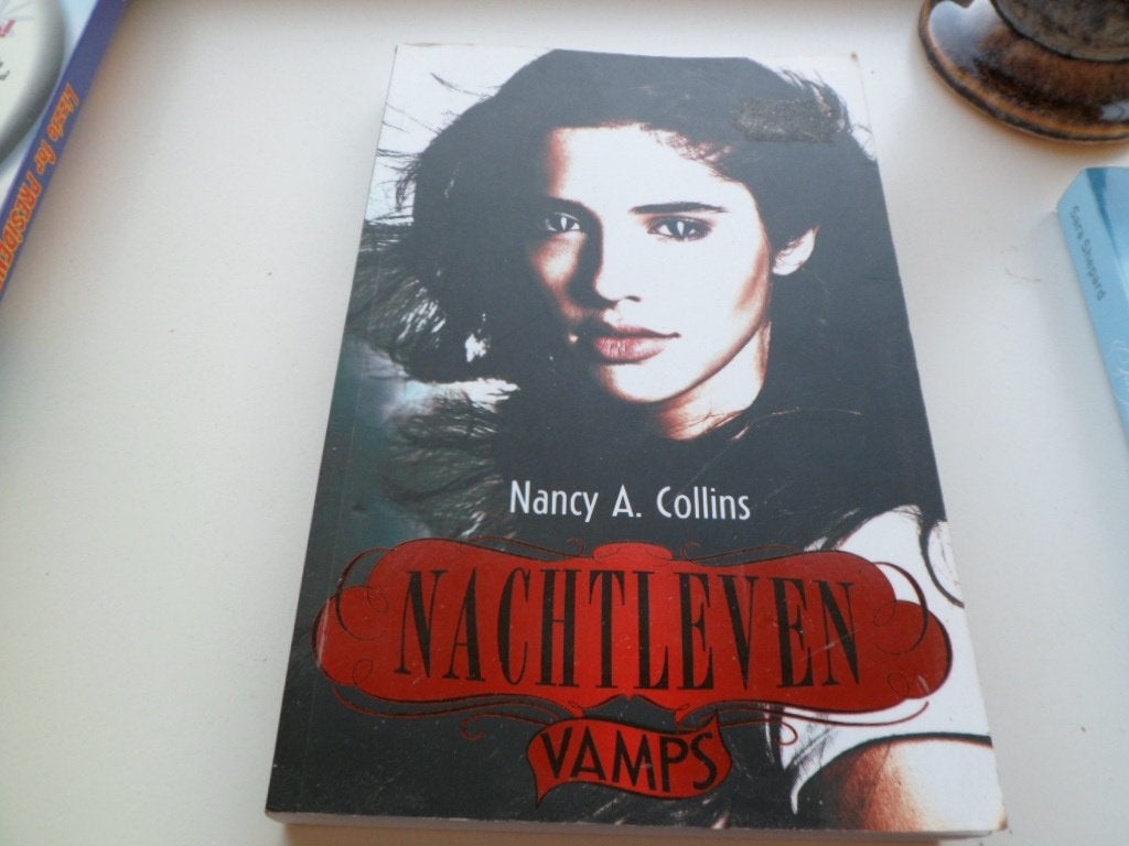 Nachtleven - Vamps - Nancy A. Collins, Ophalen of Verzenden, Zo goed als nieuw