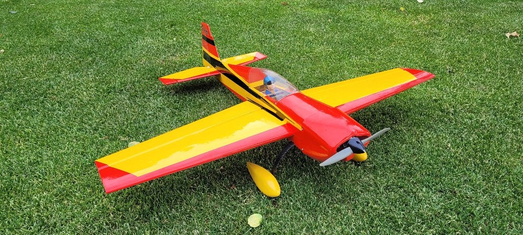 RC plane Extra 300, houtbouw, 4S, 104 cm, gyroscope, Ophalen, Gebruikt, Elektro, RTF (Ready to Fly)
