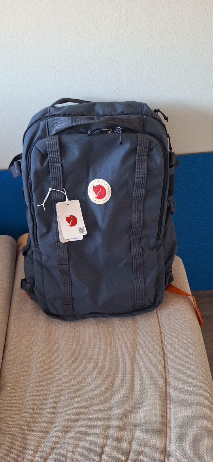 BNWT Fjällräven Travel Backpack Grijs - Cabin Bag, 25 tot 40 cm, Nieuw, Ophalen of Verzenden, Trekking