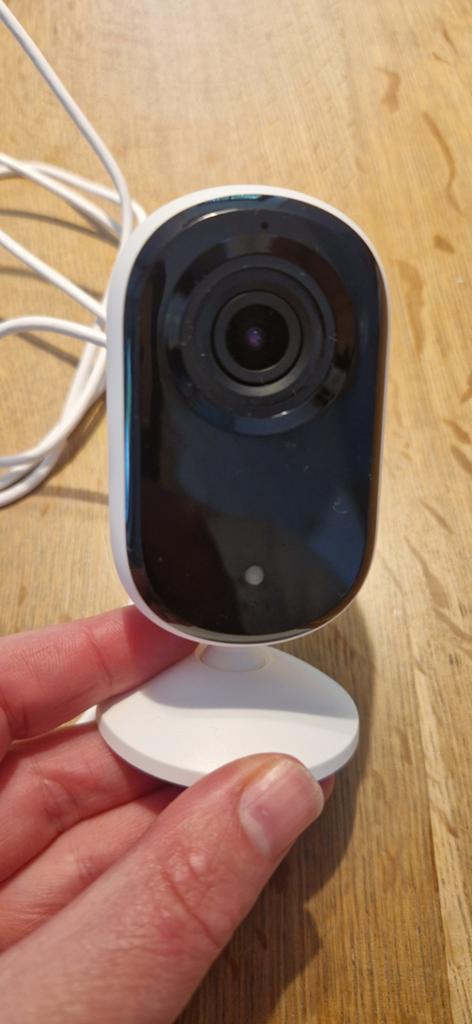 Arlo 2K Beveiligingscamera - Model VMC2060, Ophalen of Verzenden, Zo goed als nieuw, Binnencamera