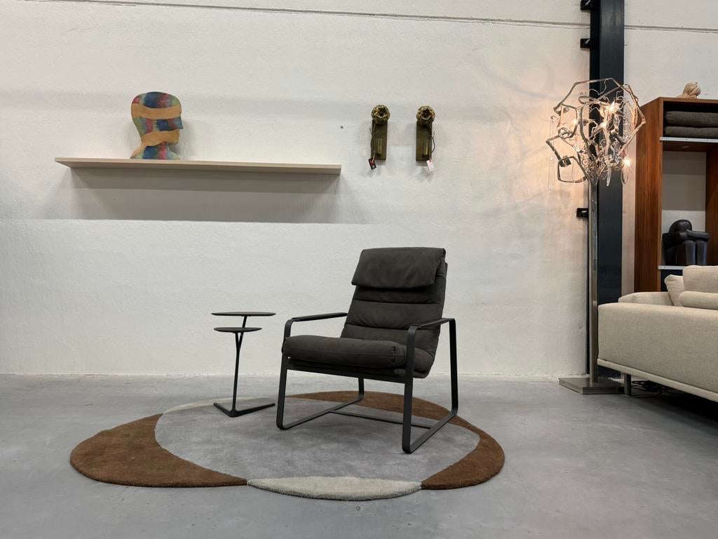 Nieuw Leolux Indra Fauteuil Alcantara Ombra design stoel, Leolux, Nieuw, 75 tot 100 cm, Ophalen of Verzenden