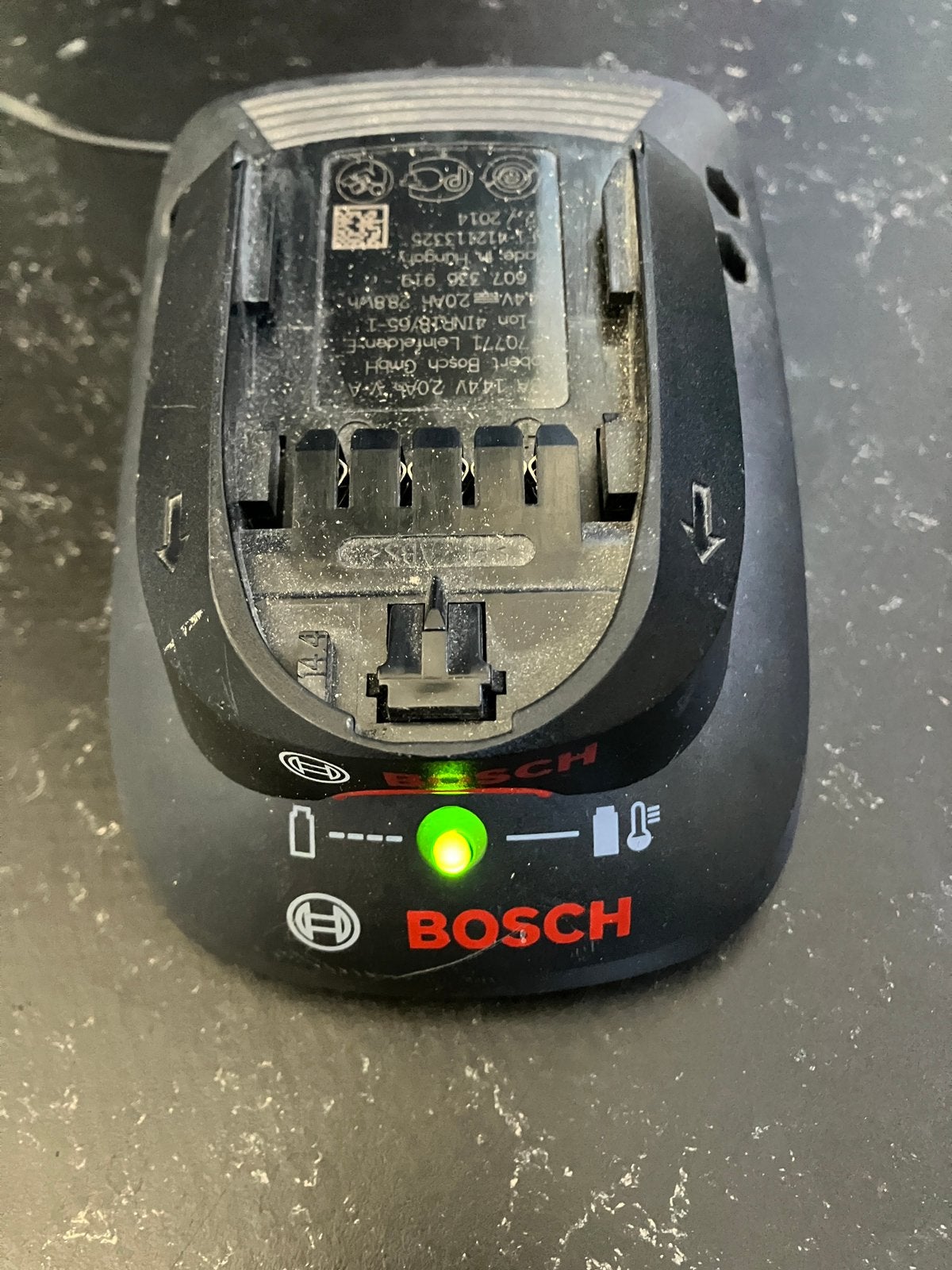 Bosch accu lader Model 70745, Doe-het-zelf en Verbouw, Gereedschap | Machine-onderdelen en Toebehoren, Ophalen of Verzenden, Gebruikt