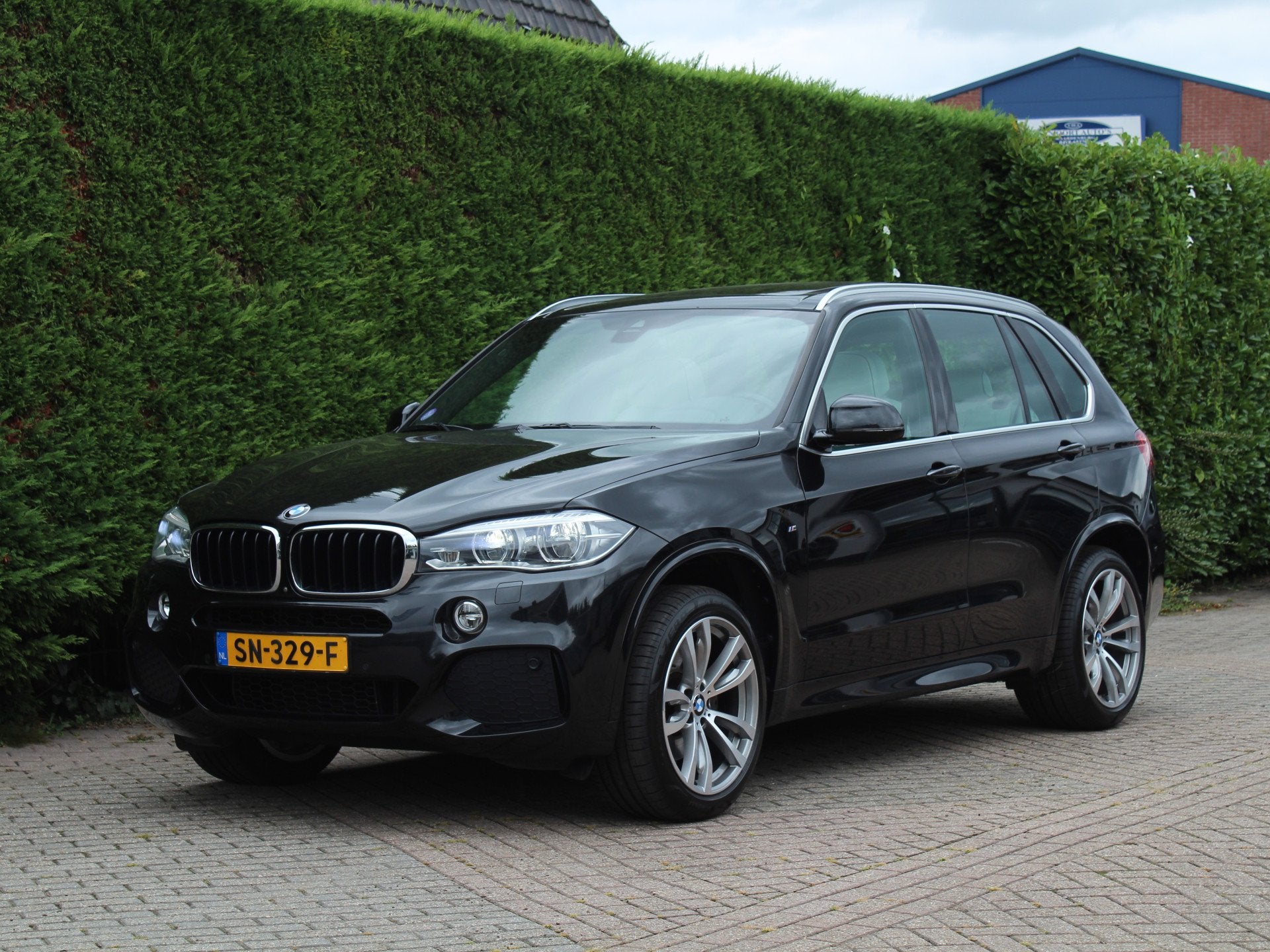 BMW X5 xDrive35i High Executive M Sport | Trekhaak | Panoram, Auto's, Dealer onderhouden, 2005 kg, Gebruikt, Zwart
