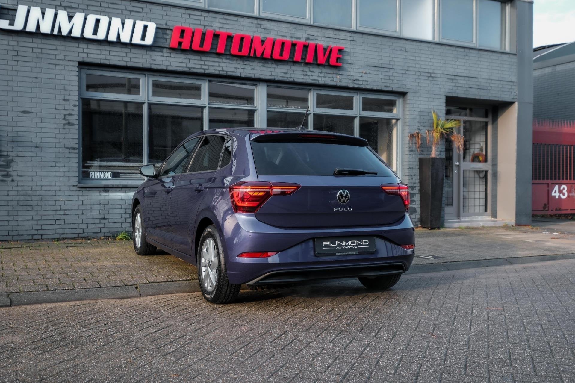 Volkswagen Polo 1.0 TSI Style Trekhaak|IQ-Light |Virtual Coc, Dealer onderhouden, Stof, Gebruikt, Zwart