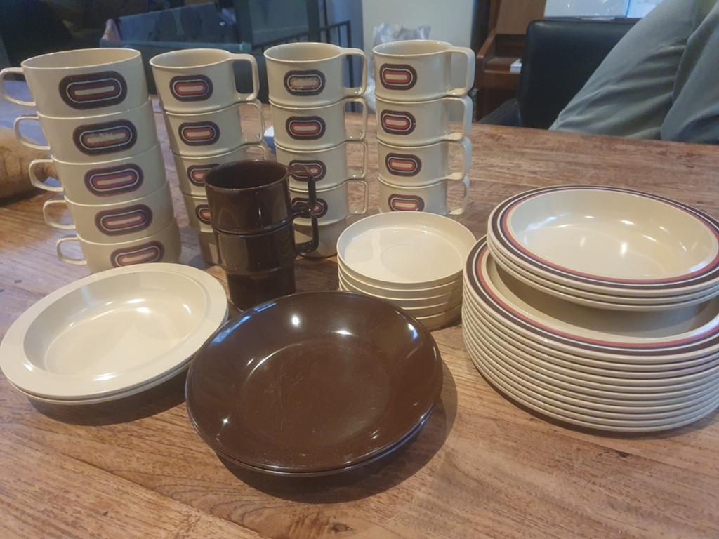 Grote set Mepal melamine servies voor camping/tuin, Caravans en Kamperen, Kampeeraccessoires, Gebruikt, Ophalen of Verzenden