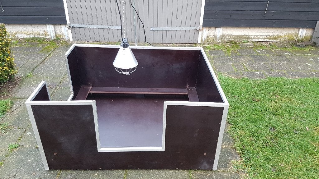 Werpkist te huur 133 x 109, Ophalen, Gebruikt, 110 cm of meer, Minder dan 65 cm