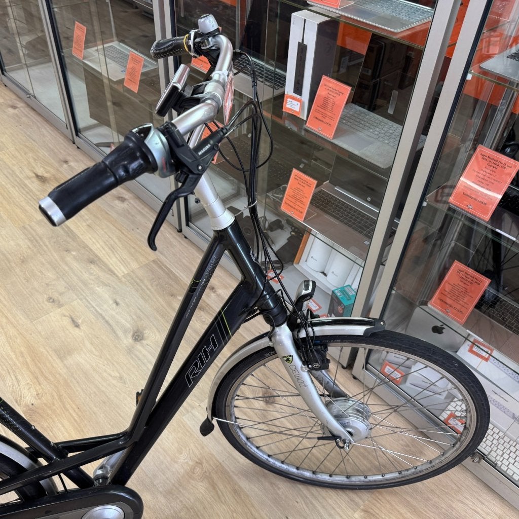 RIH Omega Elektrische Damesfiets | Gebruikt, Flex Ltd., Gebruikt, https://flex.com/contact-us, Nobelstraat 10, 5807 GA Oostrum LB, Limburg, Nederland