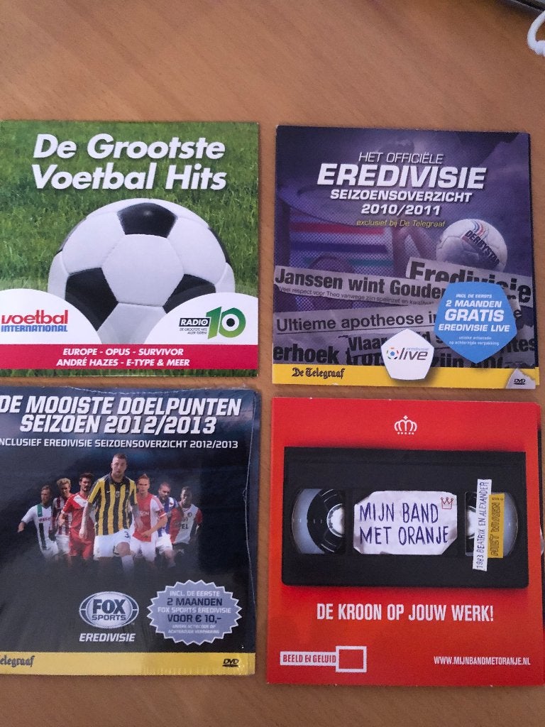 De grootste voetbalhits, eredivisie seizoenoverzicht oranje., Ophalen of Verzenden, Nieuw in verpakking, Nederlandstalig