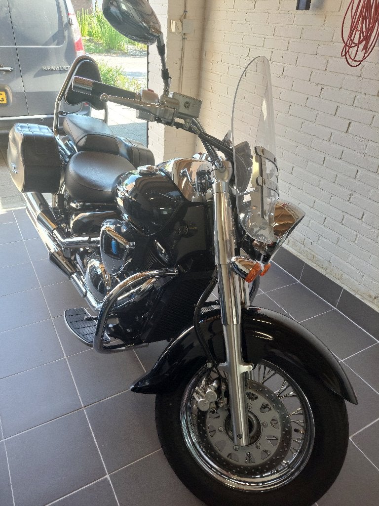 Suzuki intruder VL 800, Motoren, Motoren | Suzuki, Cardan-aandrijving, 2 cilinders, Occasion, Particulier