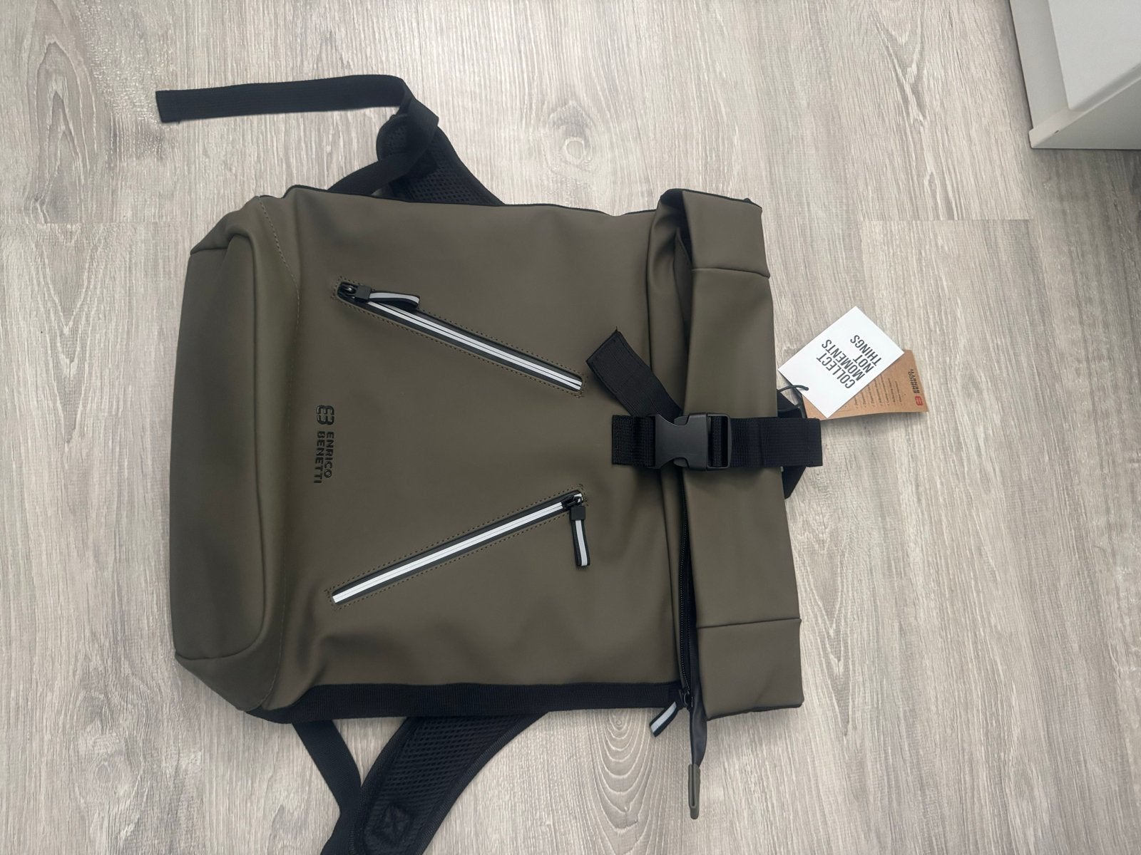 Nieuwe 17" Laptop Rugtas Groen - Waterdicht met Kaartje, 25 tot 40 cm, Nieuw, Ophalen of Verzenden, Waterdicht