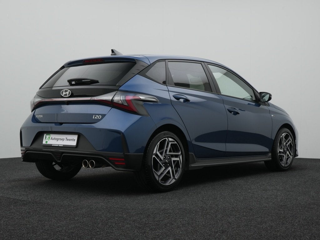 Hyundai i20 1.2 N Line | Navigatie | Private lease 409,- p.m, Auto's, Keurmerk '100% Onderhouden', Gebruikt, Zwart, 4 cilinders