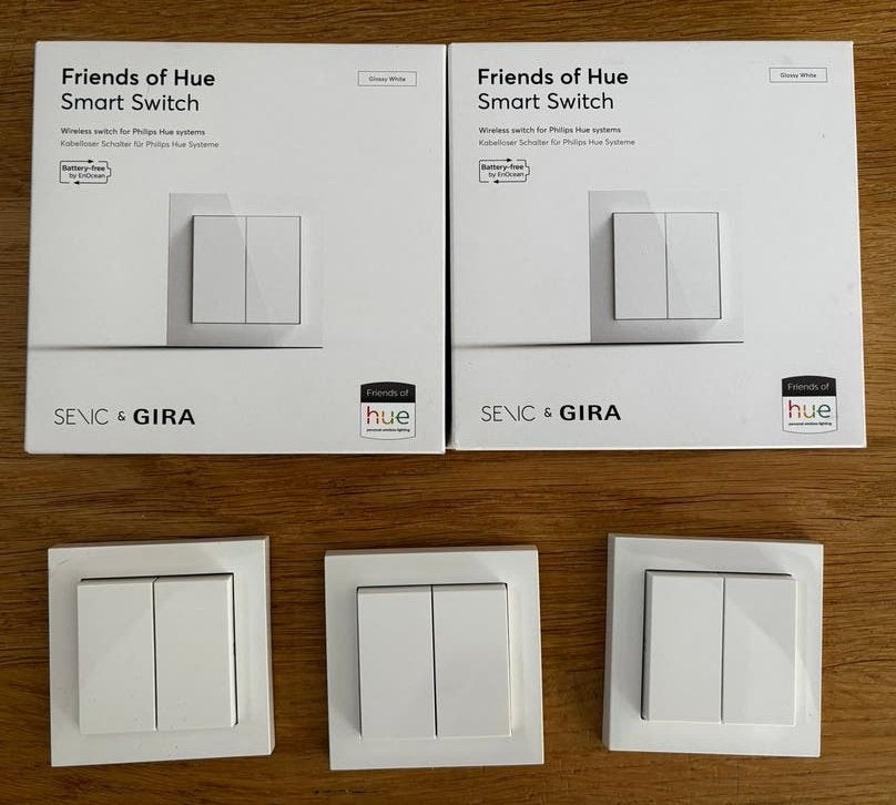 Senic & Gira Friends of Hue Smart Switch (5 stuks), Ophalen of Verzenden, Nieuw, Gira, Schakelaar