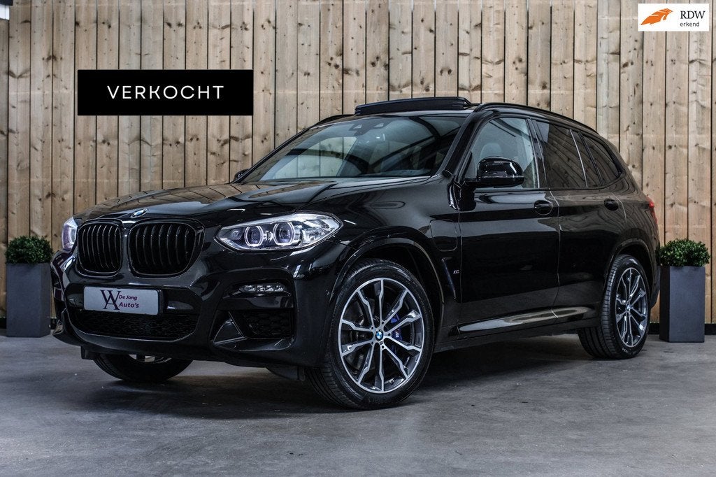 BMW X3 XDrive30e M-Sport *Pano*Camera*Leder*Trekhaak*, Automaat, 1998 cc, Gebruikt, 2000 kg