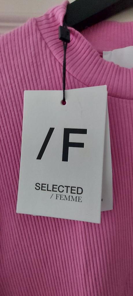 roze Selected Femme top, nieuw!, Kleding | Dames, Tops, Nieuw, Korte mouw, Roze, Ophalen