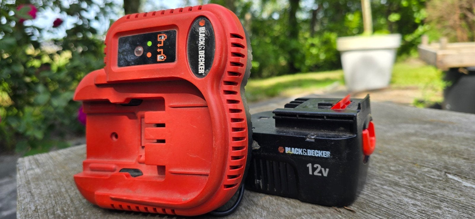 Black & Decker oplader (met gratis een accu erbij), Ophalen of Verzenden, Gebruikt, Minder dan 400 watt, Boor- en Schroefmachine