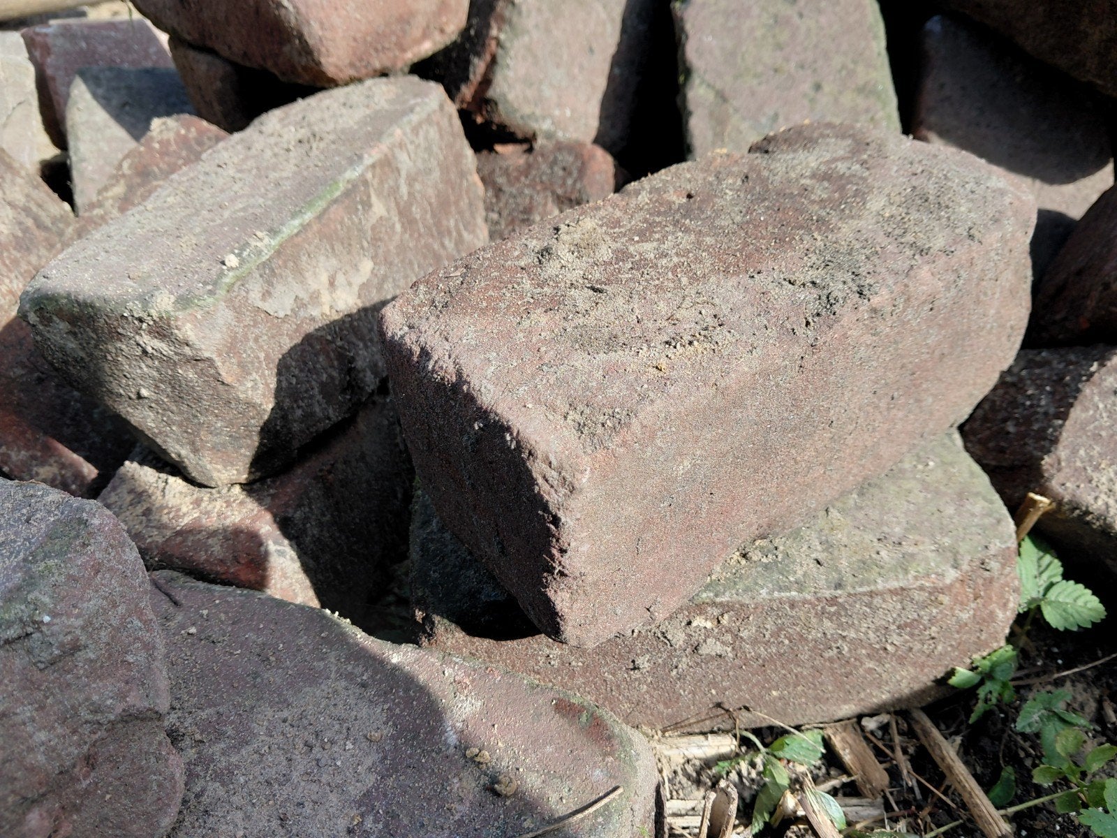 Gebruikte bakstenen voor tuin of bestrating. circa 15 m2,, Tuin en Terras, Ophalen, Gebruikt, 10 m² of meer