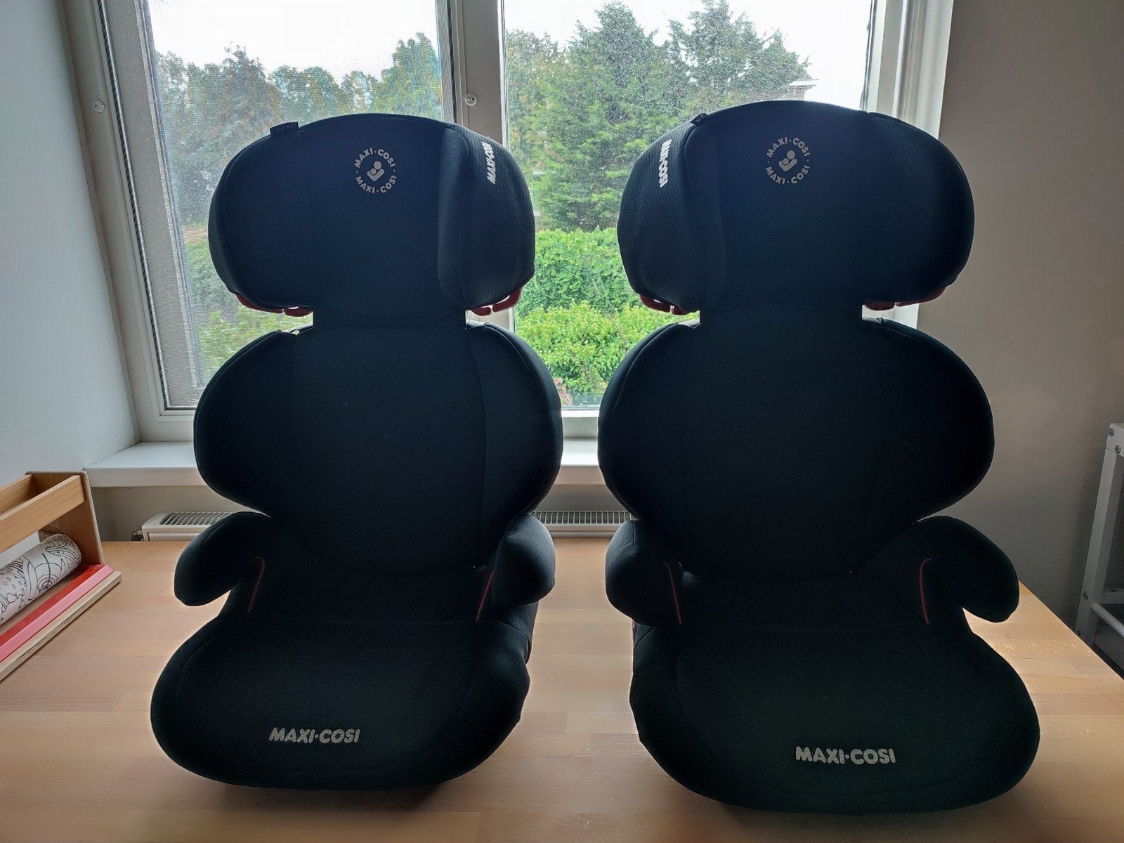Maxi Cosi autostoeltjes 15-36 kg - 2 stuks, Ophalen, 15 t/m 36 kg, Maxi-Cosi, Gebruikt