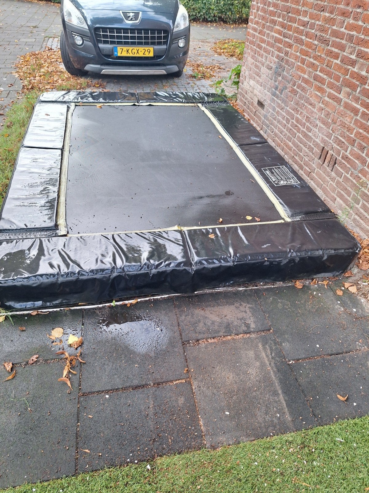 Gratis trampoline (2.30 x 3.20 m), Ophalen