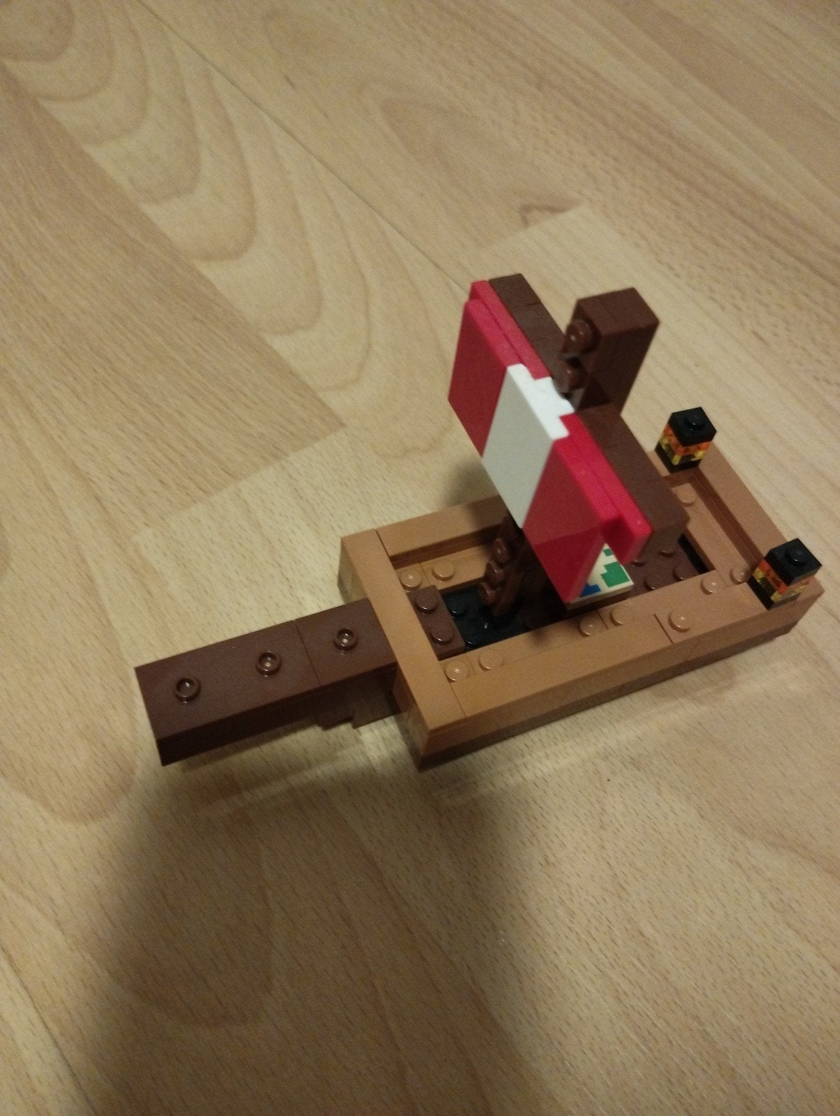 Mooi LEGO schip - Bruin met rood en wit accent, Ophalen, Gebruikt