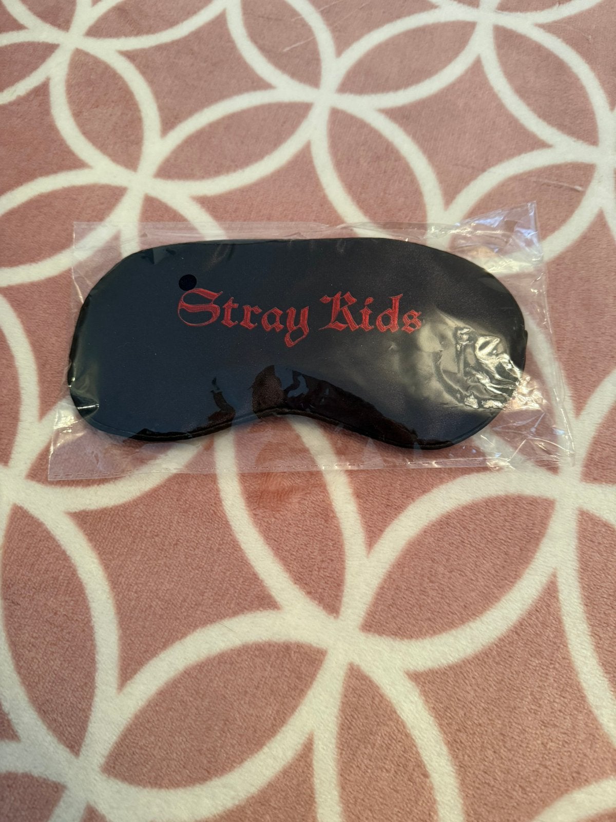 NIEUW Stray Kids Dominate World Tour Slaapmasker, Verzamelen, Ophalen of Verzenden, Nieuw, Foto of Kaart