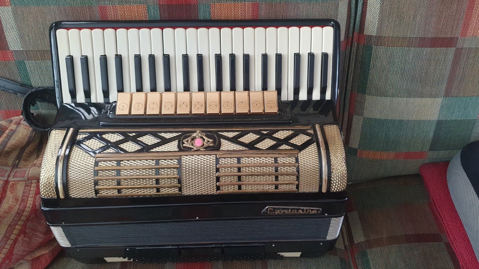 Accordeon (duits) 4 korig 120b  vaste prijs €200, Muziek en Instrumenten, Accordeons, Overige merken, Gebruikt, Met koffer, Ophalen of Verzenden