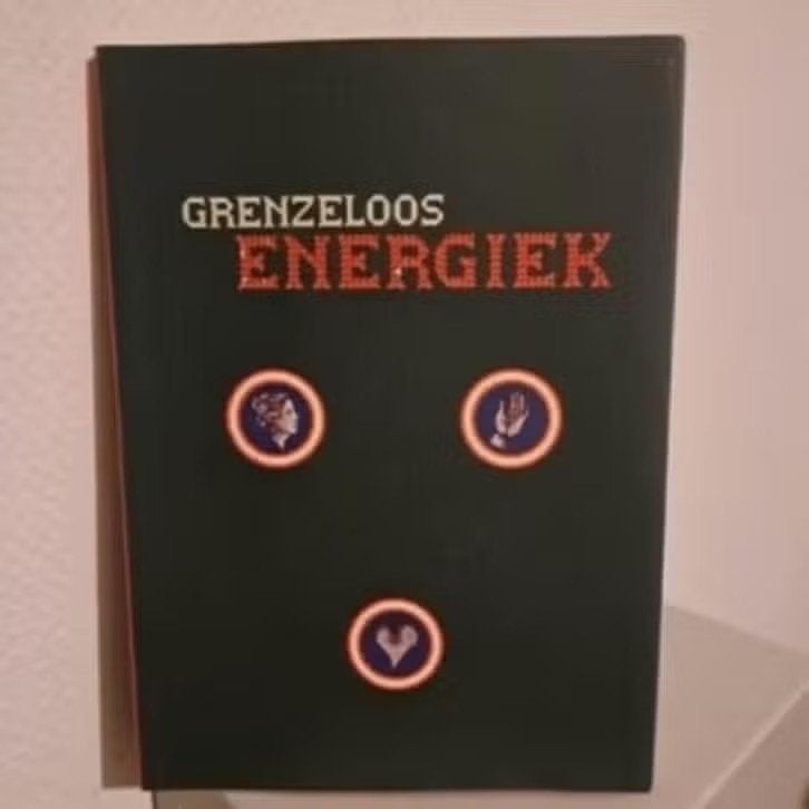 GRENZELOOS ENERGIEK (1998) - uitgave Sep, Arnhem, Ophalen of Verzenden, Zo goed als nieuw