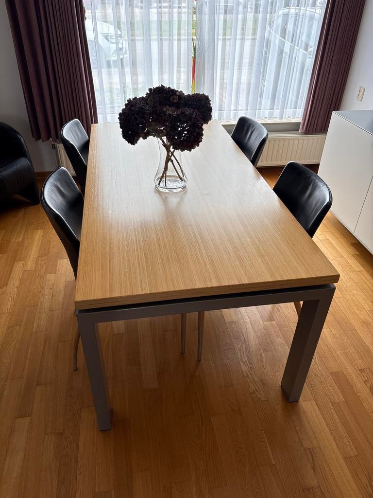 Tafel en 4 Jori stoelen, Huis en Inrichting, Tafels | Eettafels, Ophalen, Gebruikt, 100 tot 150 cm, 50 tot 100 cm