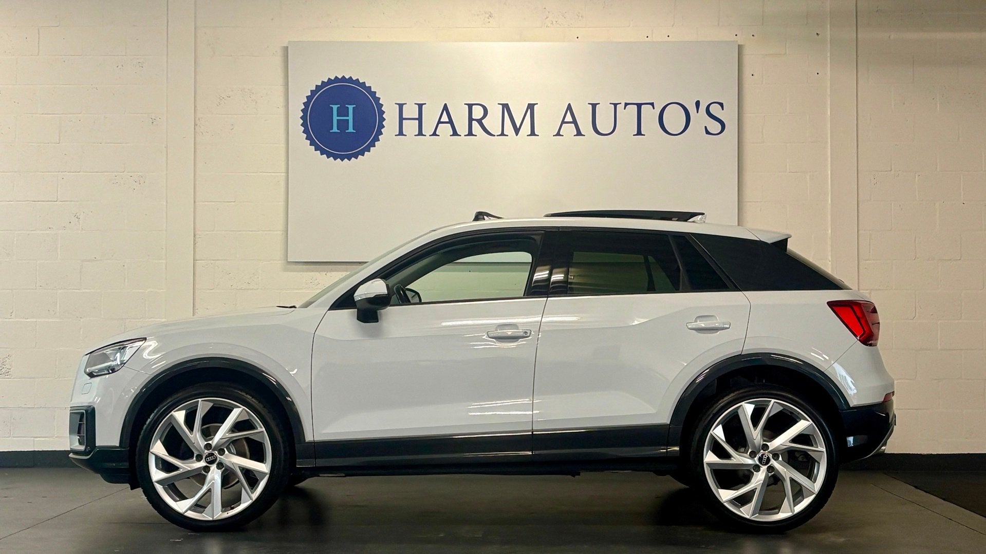 Audi Q2 1.4 TFSI CoD Sport 150pk DSG Pano / LED / Navi / Tre, Voorwielaandrijving, Gebruikt, 4 cilinders, 150 pk