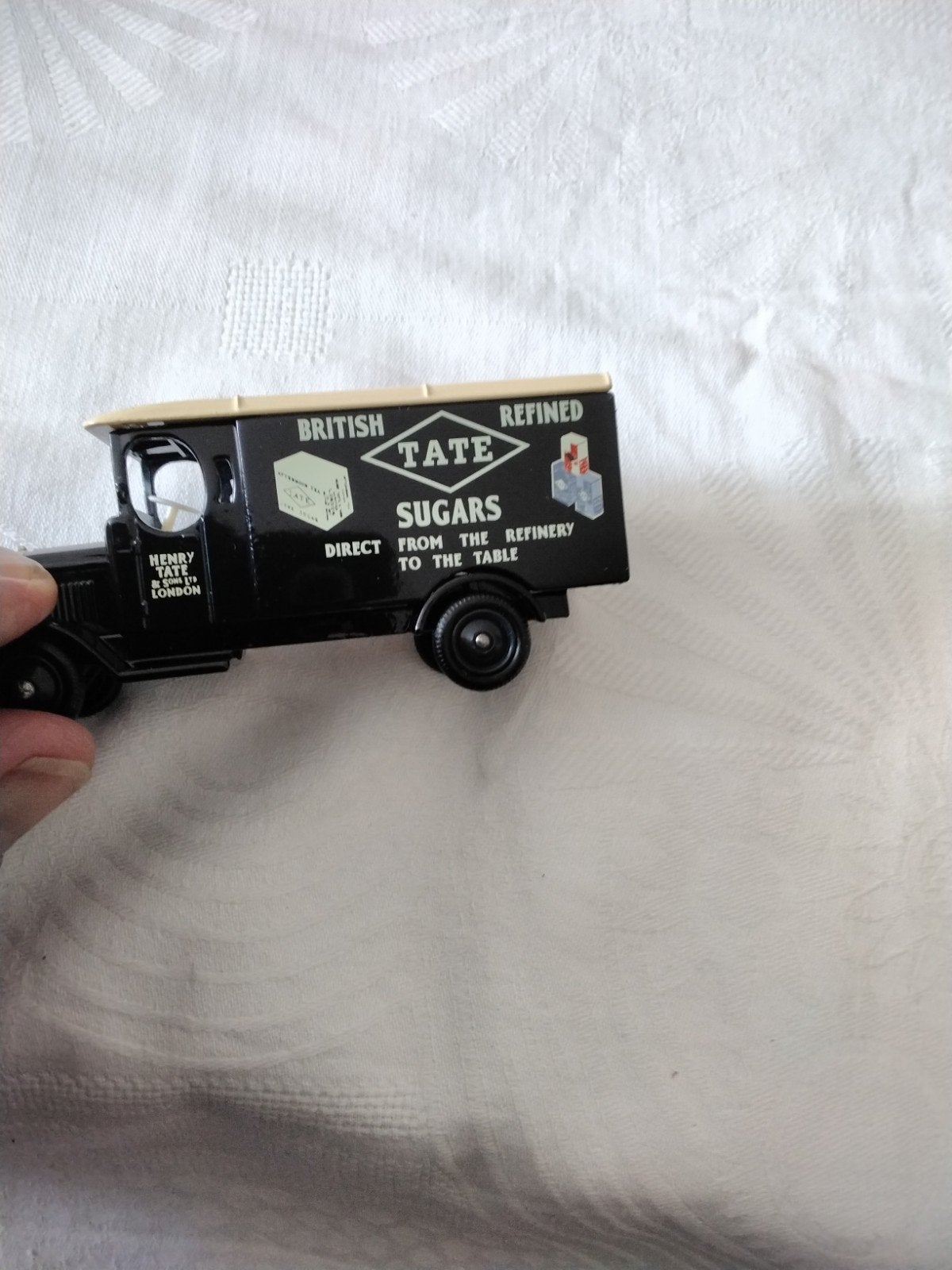DAYS-GONE morris Van 1/76, Ophalen of Verzenden, Nieuw, Bus of Vrachtwagen