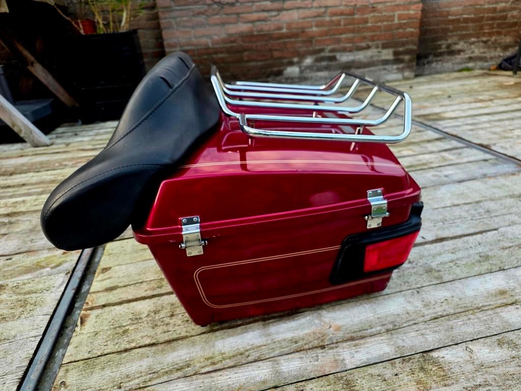 Harley-Davidson Tour-Pak met rugleuning en bagagerek, Ophalen of Verzenden, Gebruikt
