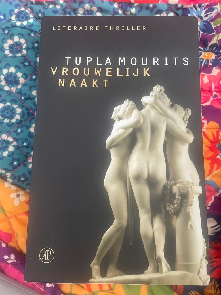 Vrouwelijk Naakt - Tupla Mourits (Literaire Thriller), Ophalen of Verzenden, Zo goed als nieuw, Nederland