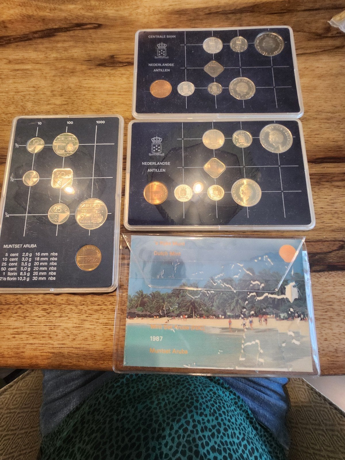 Muntsets Nederlandse Antillen en Aruba (1986, 1987), Ophalen of Verzenden, Verzamelmap