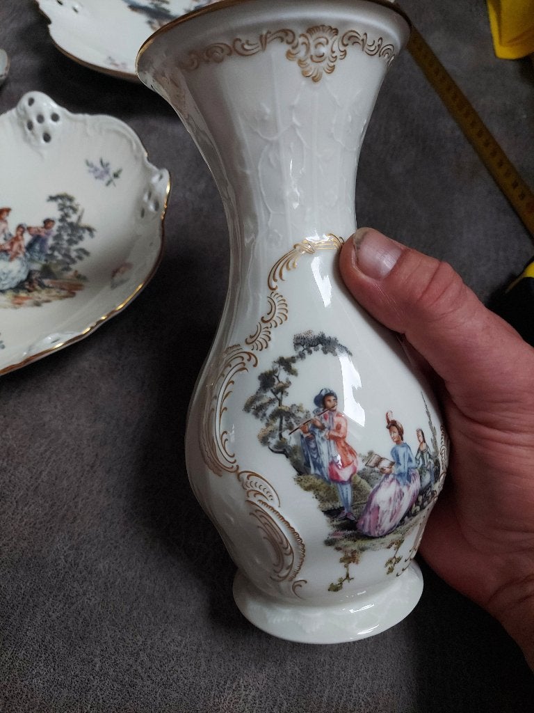 Foto 12 van Beautiful, rare vintage porcelain set Hoeroldt Arkadien