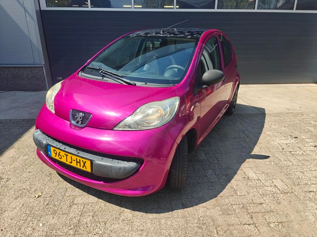 Peugeot 107 1.0 12V 5DR 2006, Voorwielaandrijving, Stof, Zwart, Overige kleuren