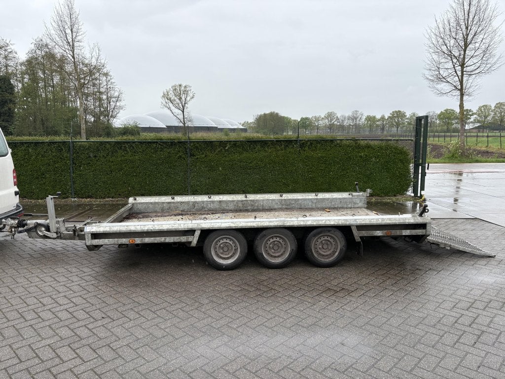 Hulco Machinetransporter 394x180 cm 3500 kg TRIDEM bj 2021, Auto diversen, Aanhangers en Bagagewagens, Gebruikt