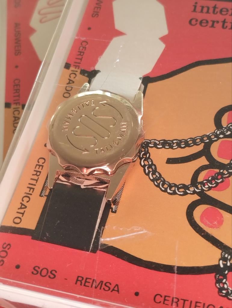 Vintage NOS (New Old Stock)SOS talisman voor aan de pols, Ophalen of Verzenden