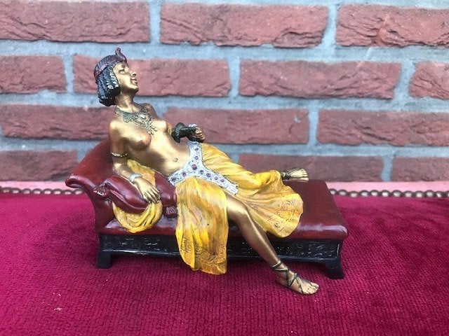 bronzen beeld, Cleopatra met slang, Oriëntalisme, Antiek en Kunst, Antiek | Koper en Brons, Ophalen of Verzenden, Brons
