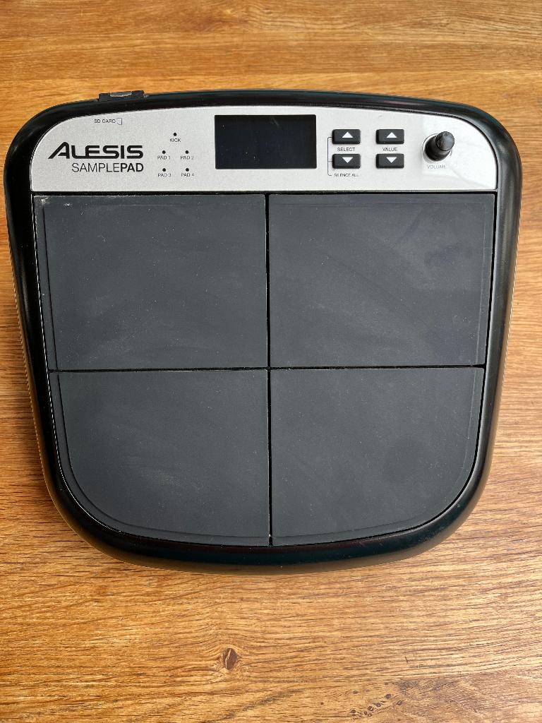 Alesis Samplepad incl Millenium multipad stand, Ophalen, Zo goed als nieuw, Overige merken