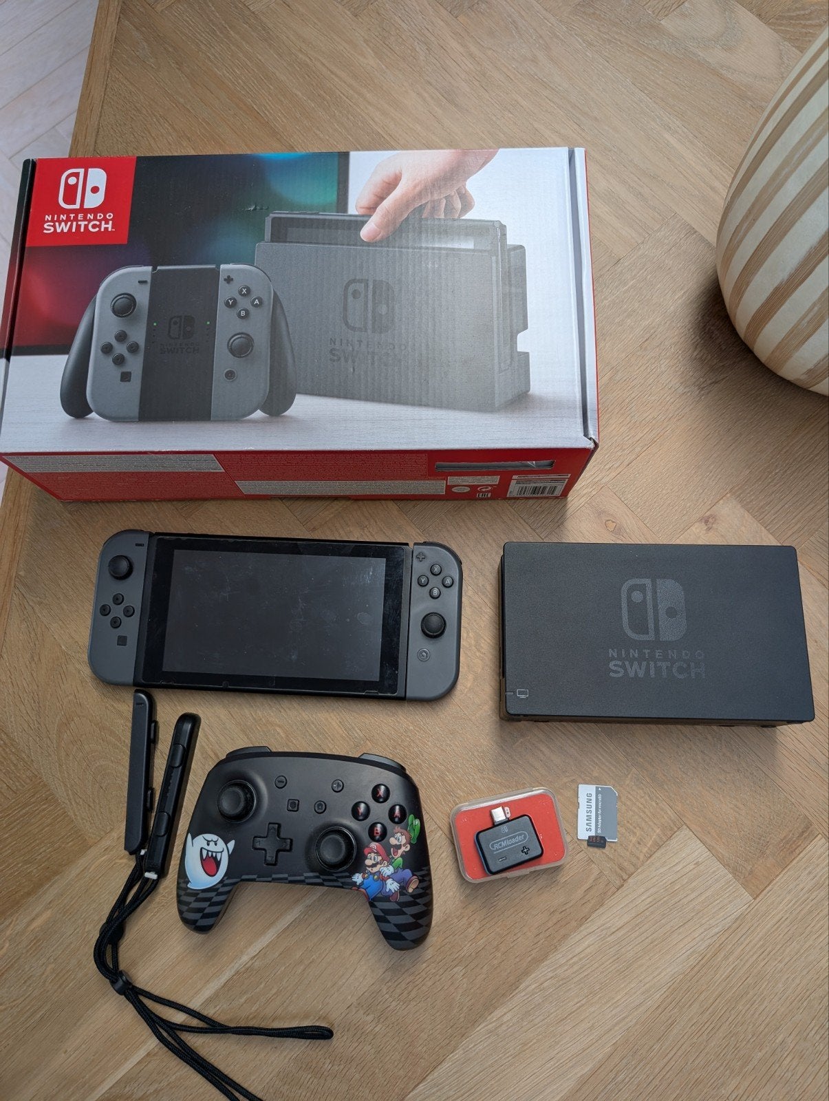 Nintendo Switch V1 (Unpatched) met RCMloader en Controller, Spelcomputers en Games, Gebruikt, Met 2 controllers, Ophalen of Verzenden