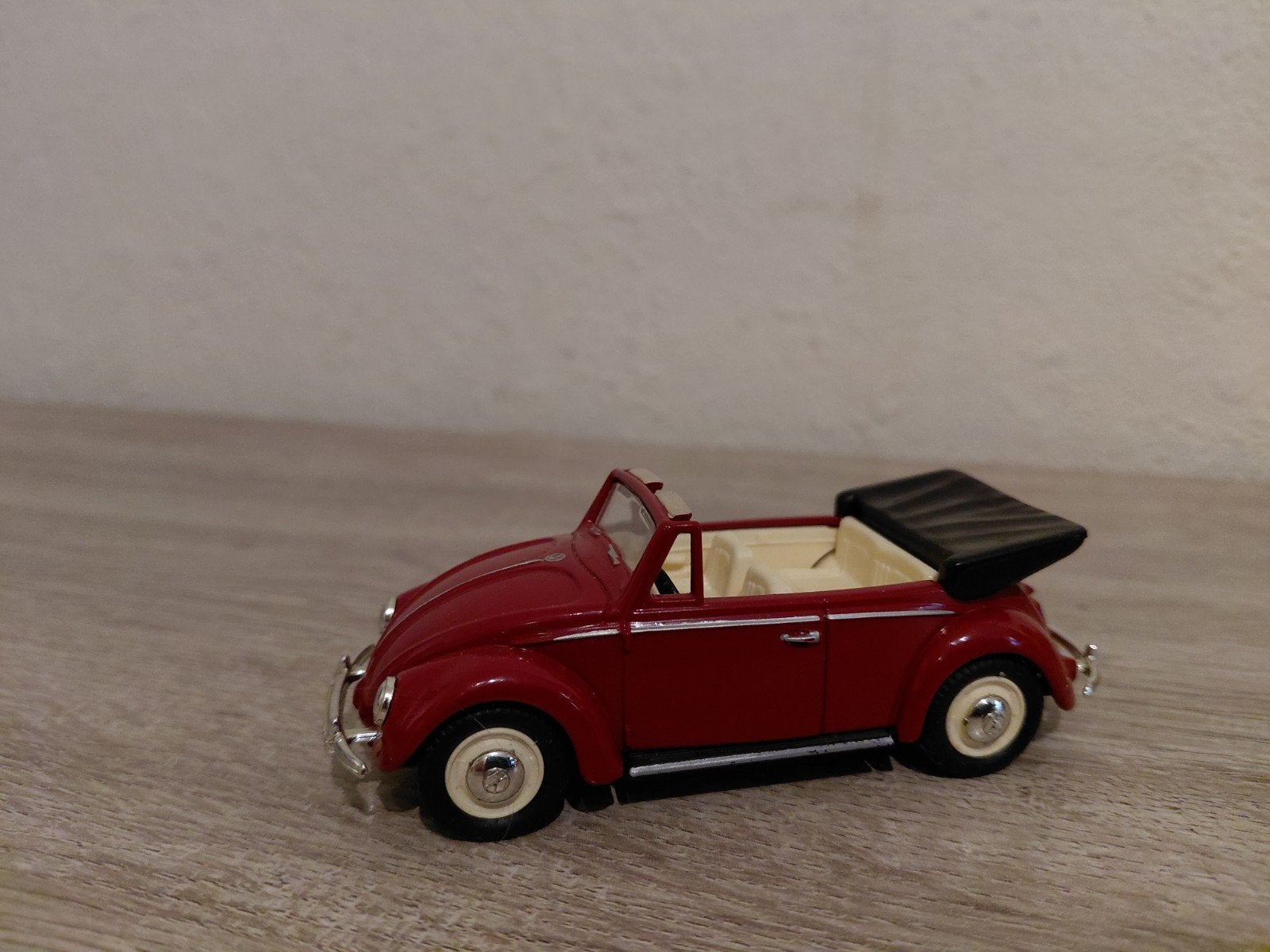 Volkswagen Kever Cabriolet, Overige merken, Auto, Verzenden, Groter dan 1:32