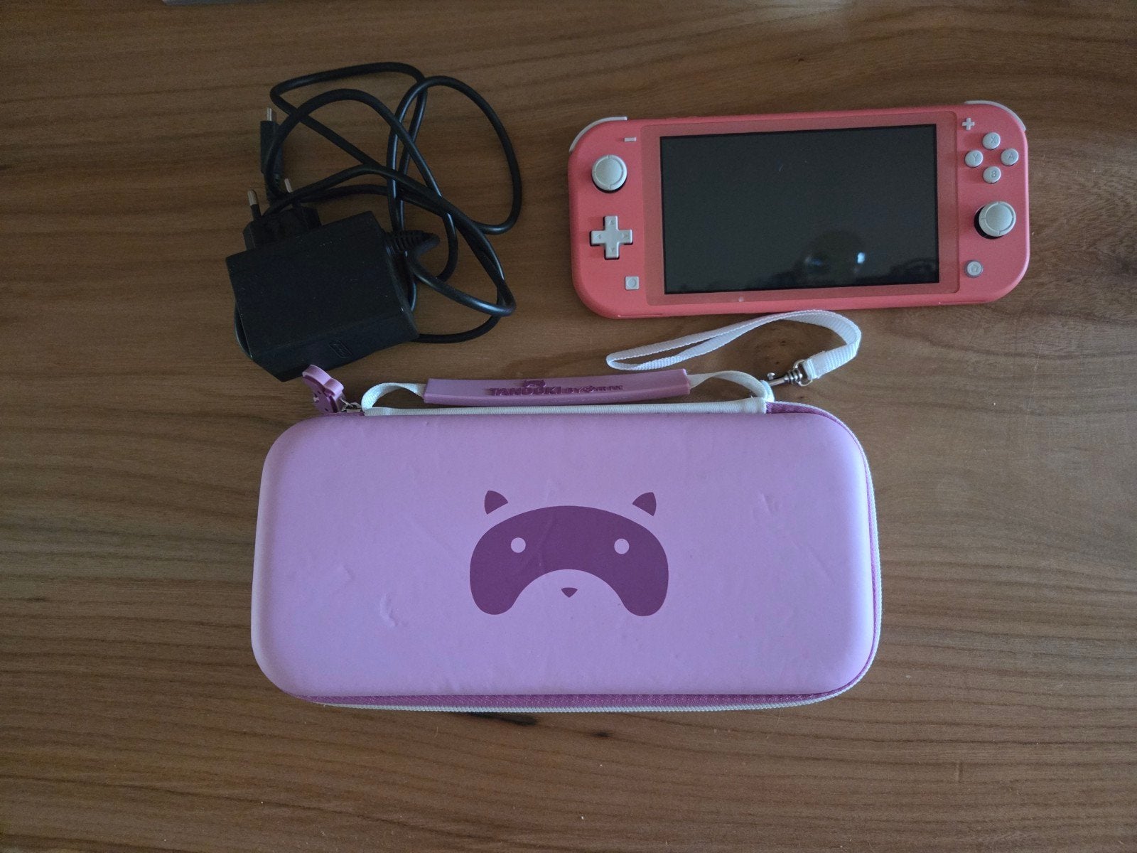 Switch lite (roze) + Animal crossing te koop, Ophalen of Verzenden, Roze of Coral, Zo goed als nieuw, Met beschermhoes of tas