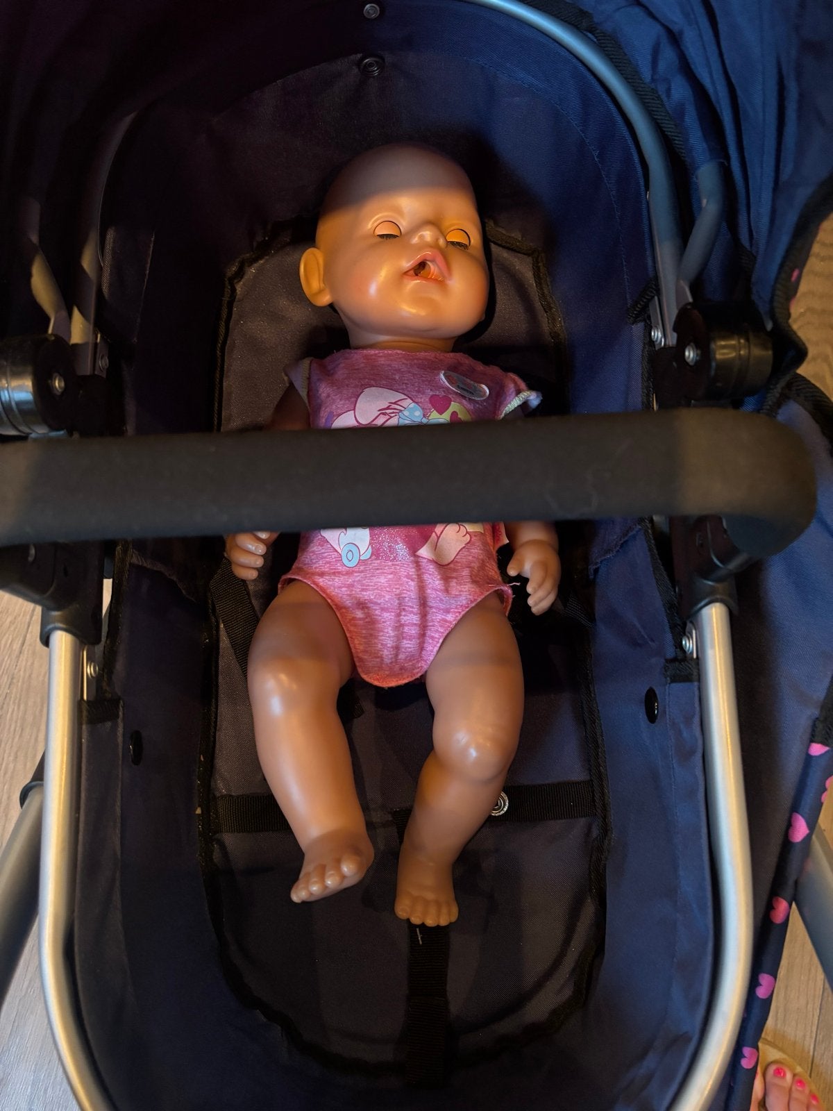 Baby Born pop met poppenwagen zgan, Kinderen en Baby's, Speelgoed | Poppen, Ophalen, Zo goed als nieuw, Overige typen