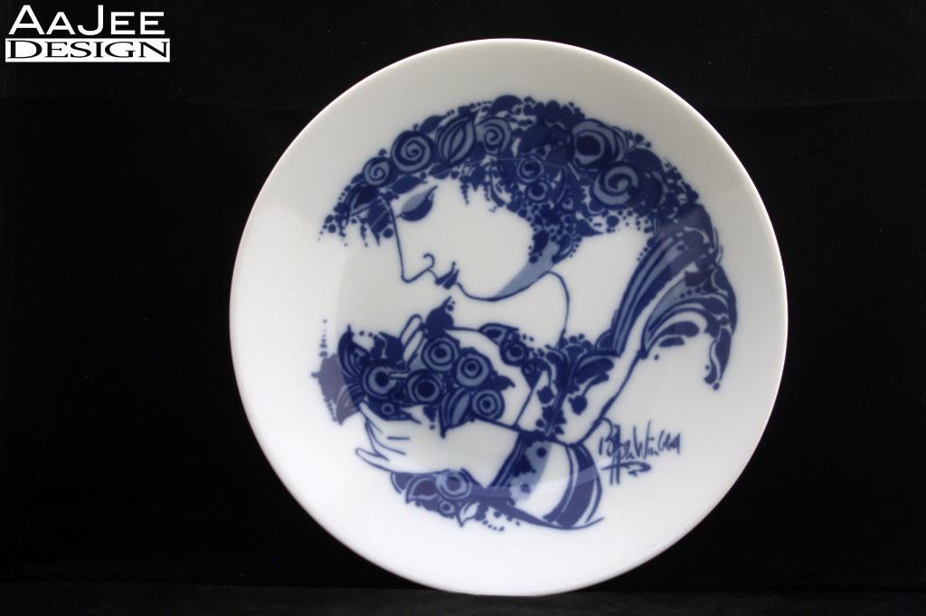 Rosenthal - Vrouw met bloemen - Bjørn Wiinblad - Bord - Los, Huis en Inrichting, Keuken | Servies, Ophalen of Verzenden, Zo goed als nieuw