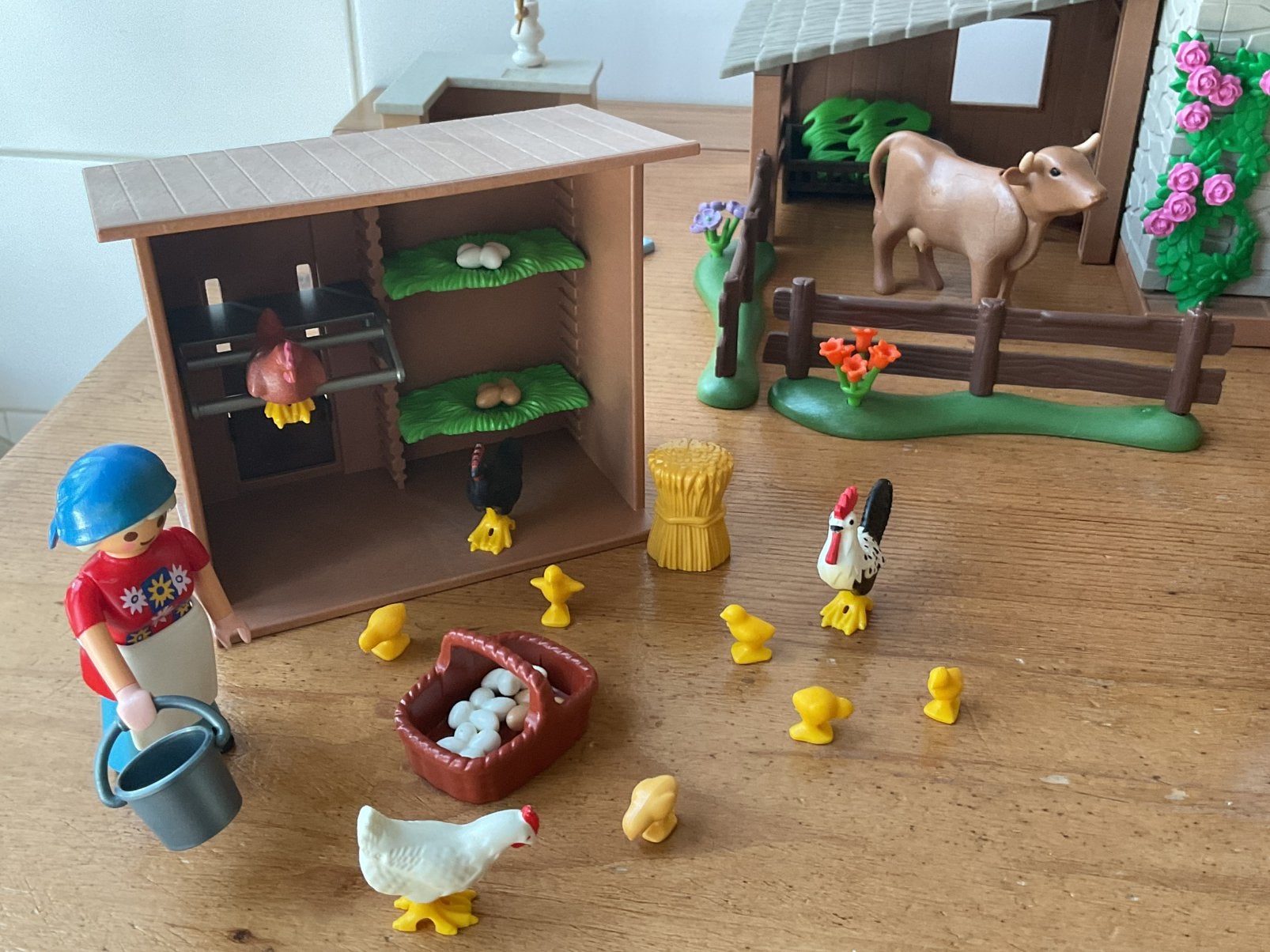 Foto 6 van PLAYMOBIL UTGEBREIDE COUNTRY ALPENHUT 🍺 🪗 SUPER LEUK !!