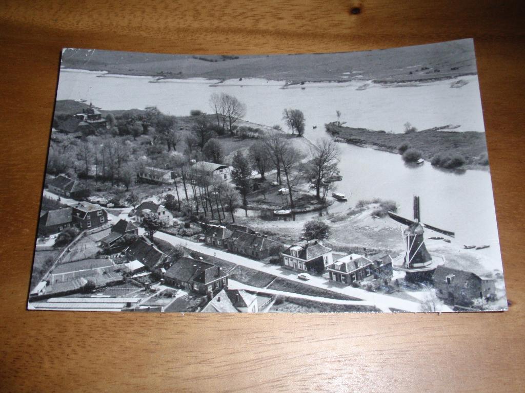 Veessen aan de IJssel Molen vanuit de lucht, Verzamelen, Ansichtkaarten | Nederland, Verzenden, 1960 tot 1980, Gelopen, Gelderland