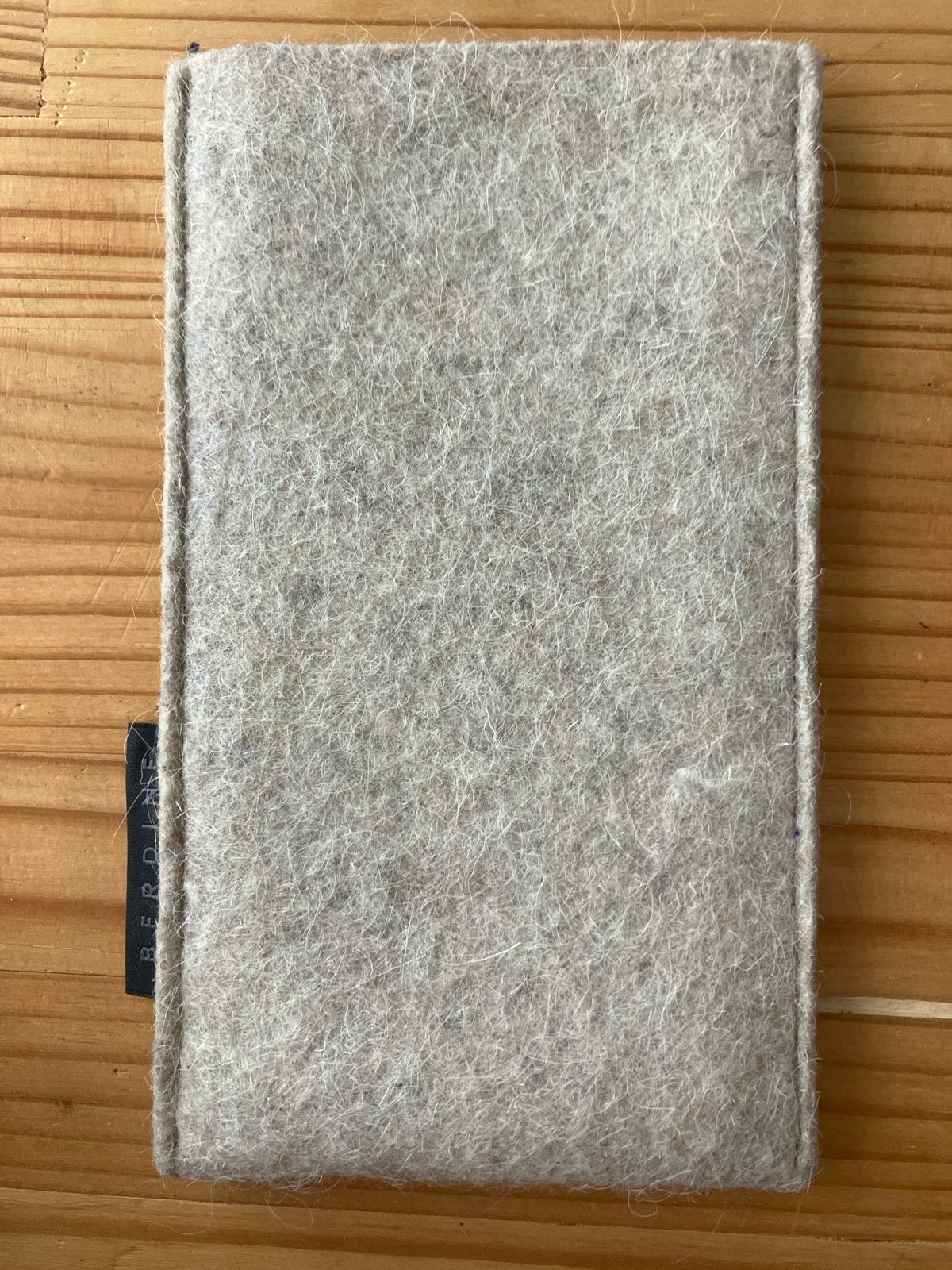 Mooi vilten telefoonhoesje - grijs, Ophalen of Verzenden, Nieuw, Hoesje of Tasje