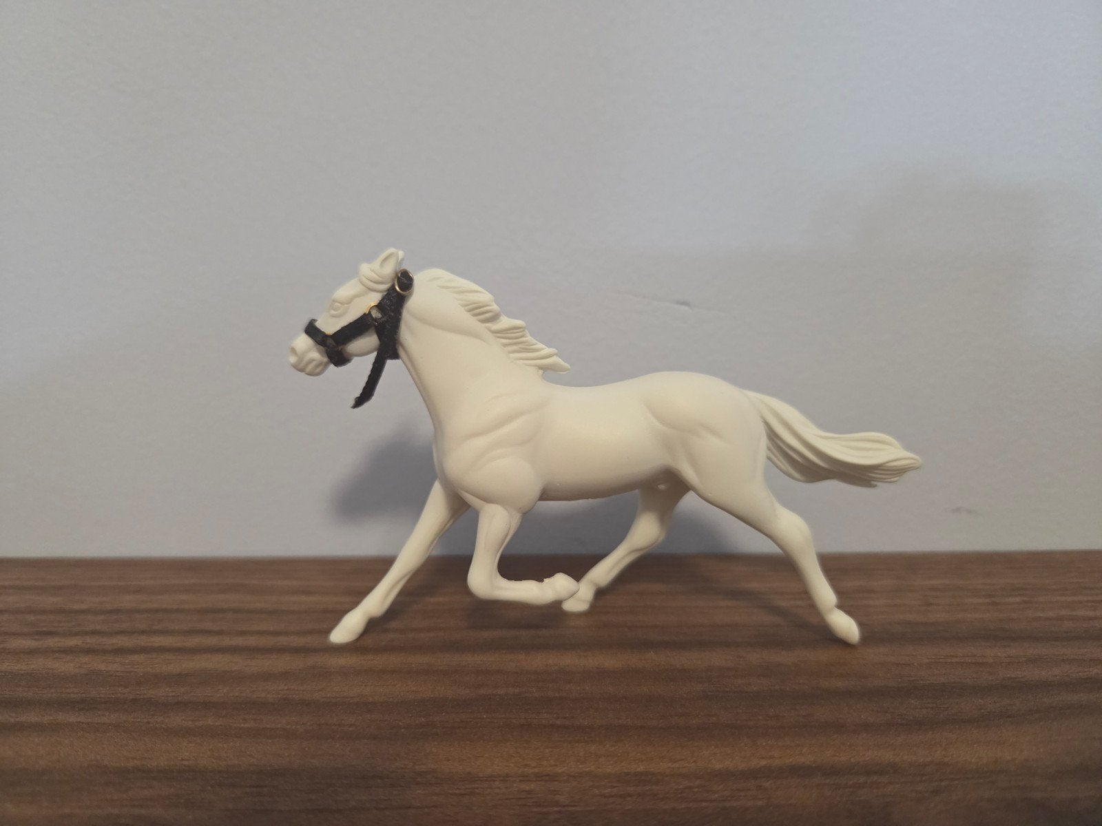 Breyer Stablemate | Ongeverfd met bijpassend halster, Verzamelen, Ophalen of Verzenden, Nieuw, Paard, Beeldje of Figuurtje